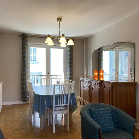Maison La Bourboule, 2 Pieces, 4 Personnes - Fr-1-667-35 * لا بوربول